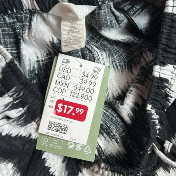 H&M Monochrome Patterned Pants - Picture 3 of 4